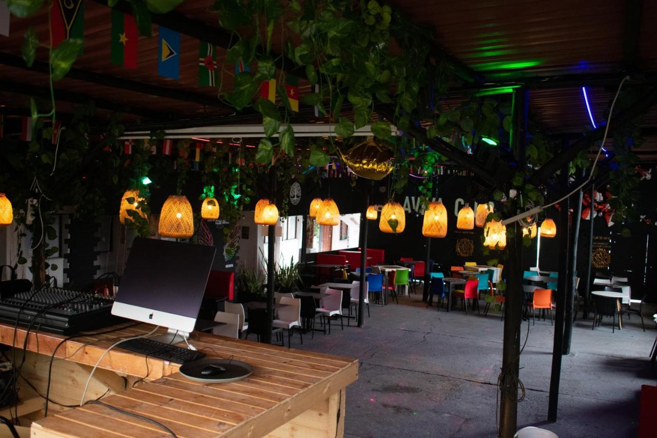 Club Aviva Guatavita - Hostel - Restaurante, Disco & Bar Luaran gambar
